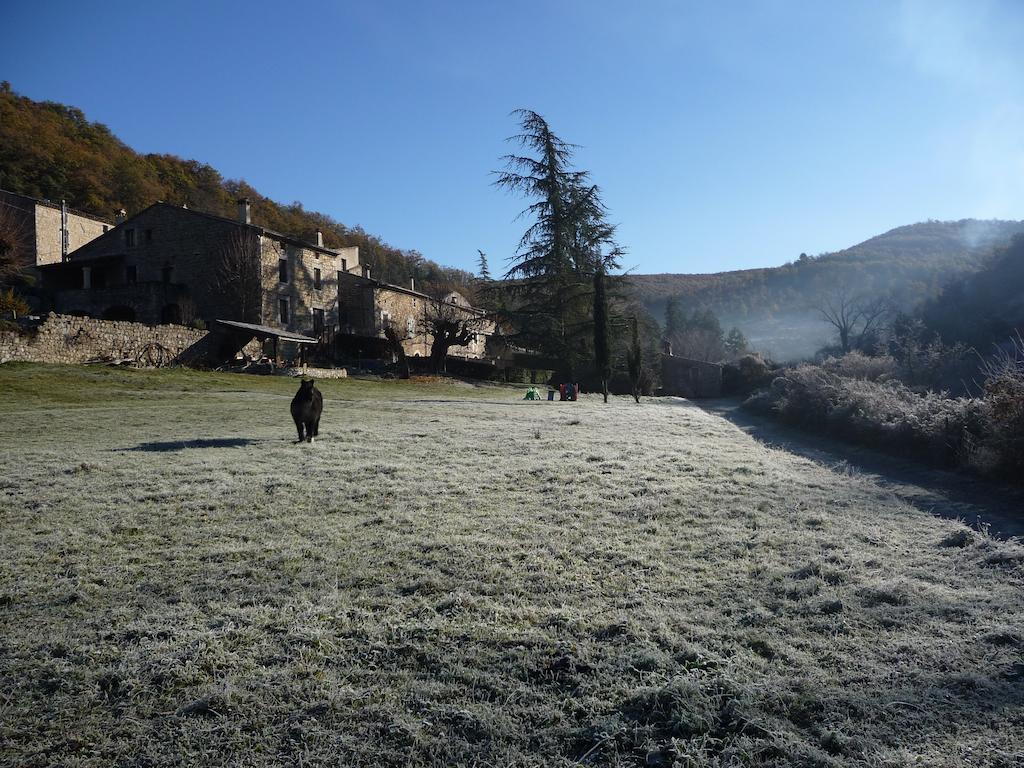 Gites Du Domaine De Serre Long Saint-Maurice-d'Ibie Exterior photo